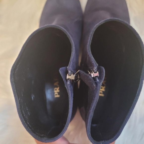 PRADA SZ 38.5 ANKLE BOOTS - Picture 11 of 11